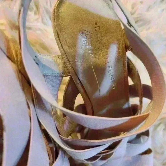 Donald J Pliner women's slip-on stilettos heel with stretch tops size 8.5 - Picture 6 of 16